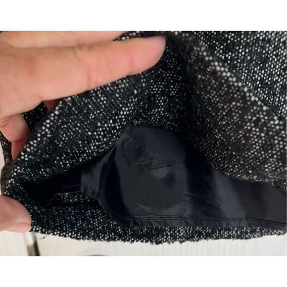 Gap Skirt   - Picture 3 of 5